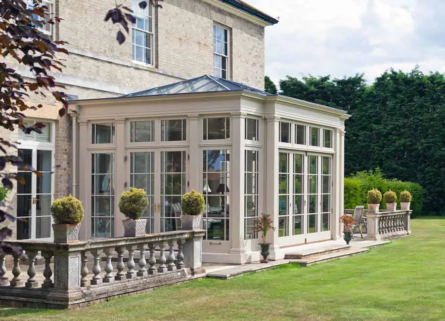 Deciding What to Have as an Extension to Your Living Space - Orangery versus Conservatory